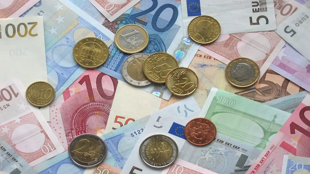 Billets en euros — dette française et taux obligataires