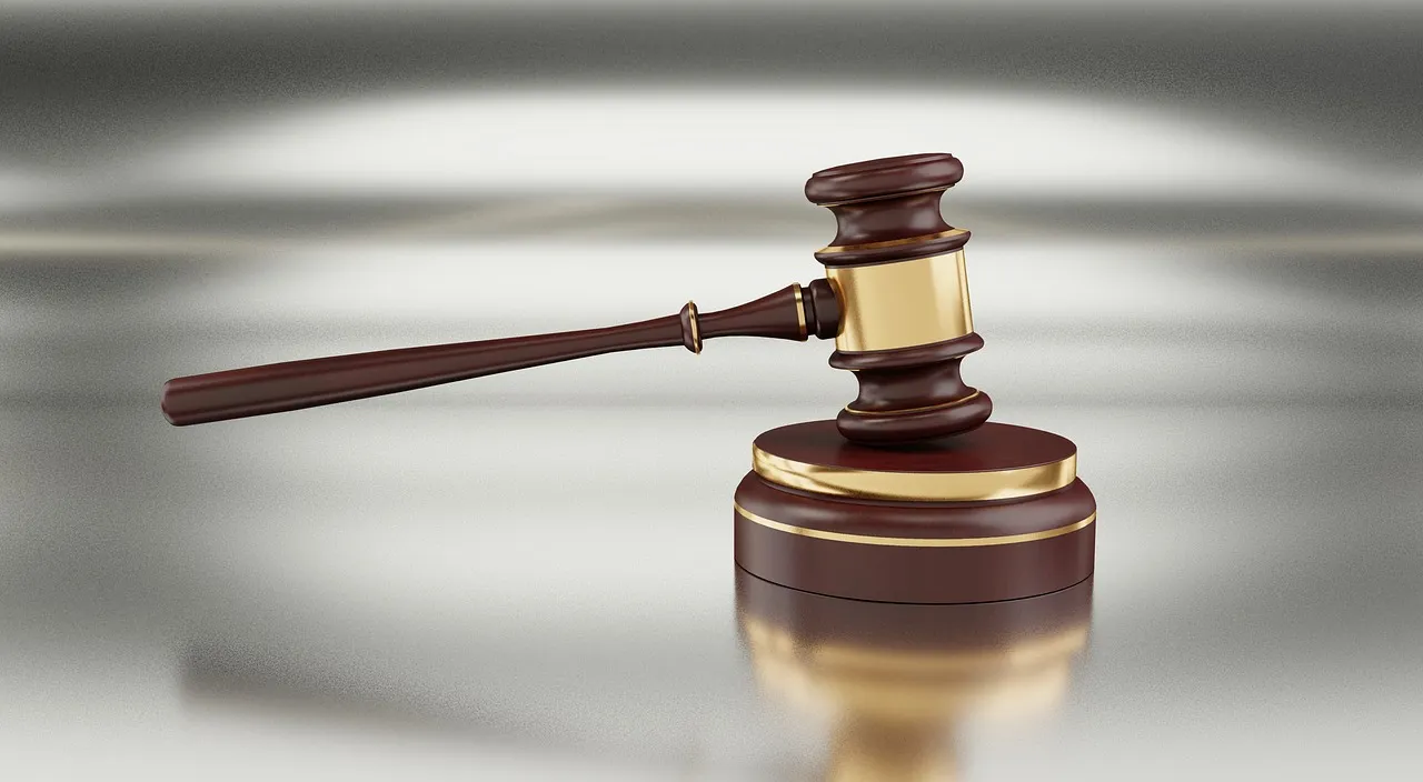 Tribunal symbolisant la régulation financière